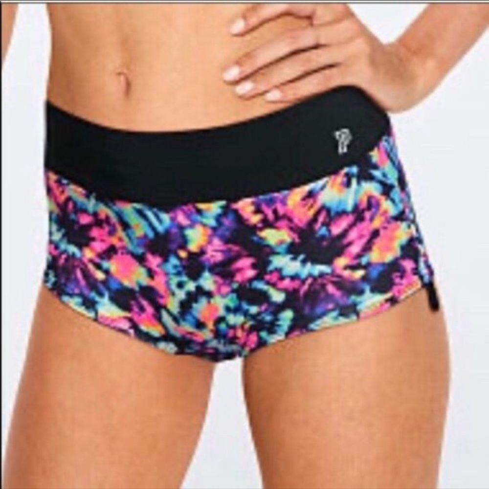 PINK VICTORIA’S SECRET GYM TO SWIM SHORTIE